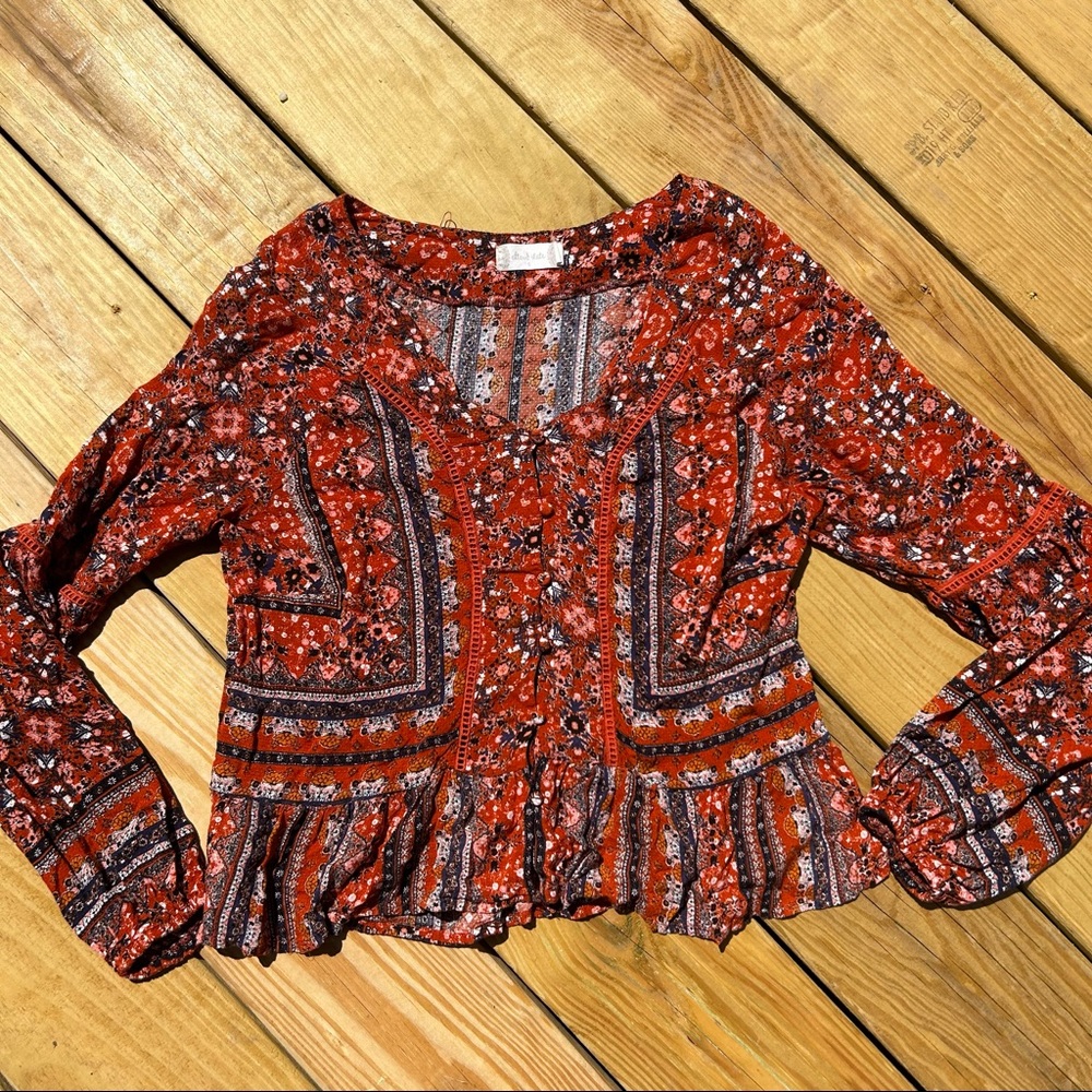 Altar’d state top